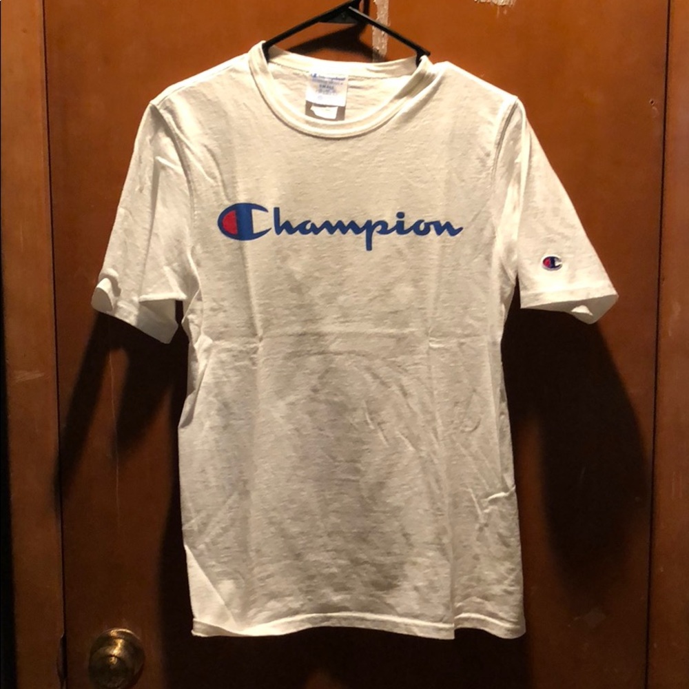 Champion script logo graphic tee